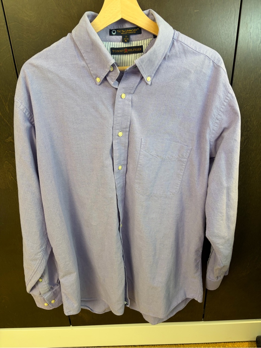 Tommy Hilfiger Men’s Light Purple Button-Down Oxford Shirt 17-34/35